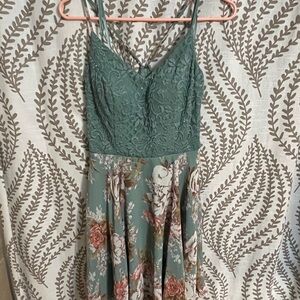 City Triangles Green Floral Midi Dress